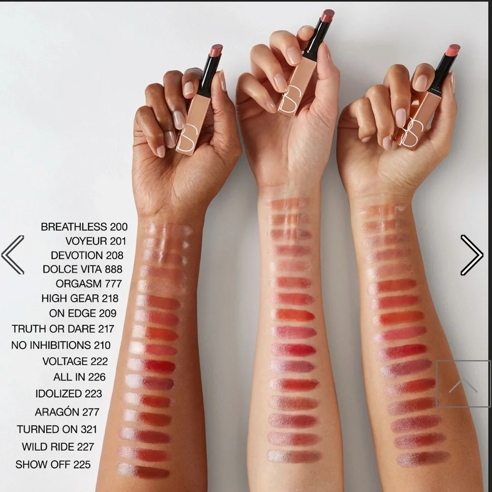 NARS TURNED ON Satin Lipstick - Rose Pink